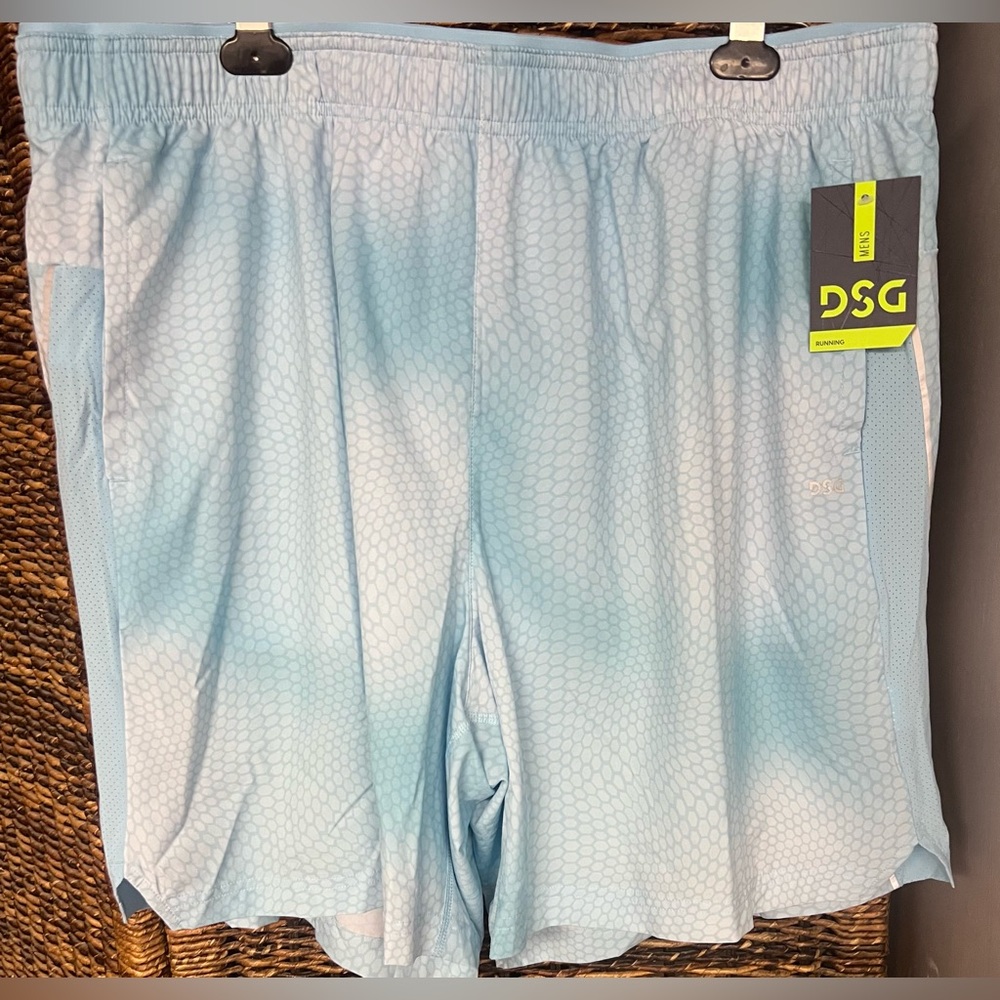 DSG-New‎ with tags, Run Shorts, 7” Elastic Waist, Patterned